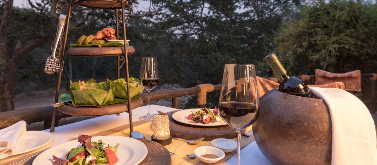 Banjaar Tola Kanha National Park - A Taj Safari Lodge Ngoại thất bức ảnh